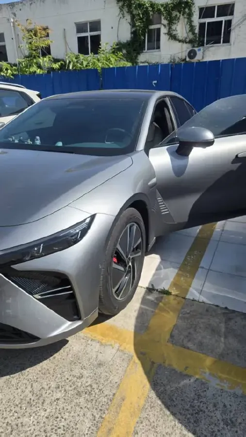 2025 Exceed Sterra ES REEV 156HP REEV 34.7KWH,autocango,china used car exporter,china ev exporter,chinese used car exporter,chinese used ev exporter