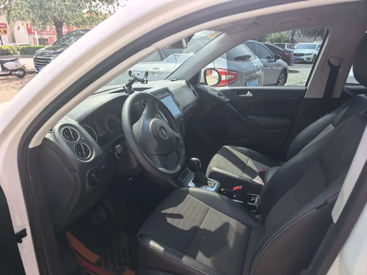 2017 MAXUS T60 2.0T 224HP L4 6AT,autocango,china used car exporter,china ev exporter,chinese used car exporter,chinese used ev exporter