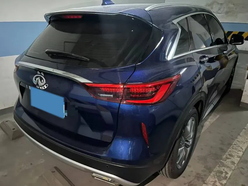 2020 Infiniti QX50 2.0T 245HP L4 CVT,autocango,china used car exporter,china ev exporter,chinese used car exporter,chinese used ev exporter