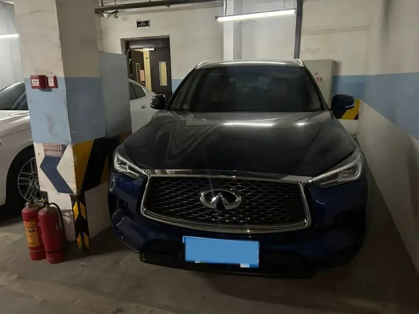 2020 Infiniti QX50 2.0T 245HP L4 CVT,autocango,china used car exporter,china ev exporter,chinese used car exporter,chinese used ev exporter