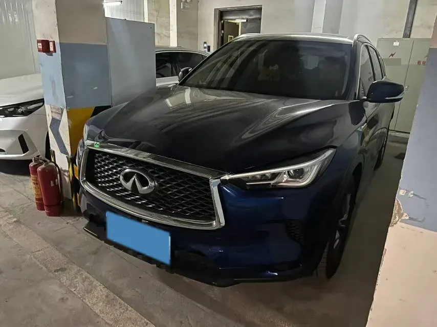 2020 Infiniti QX50 2.0T 245HP L4 CVT,autocango,china used car exporter,china ev exporter,chinese used car exporter,chinese used ev exporter