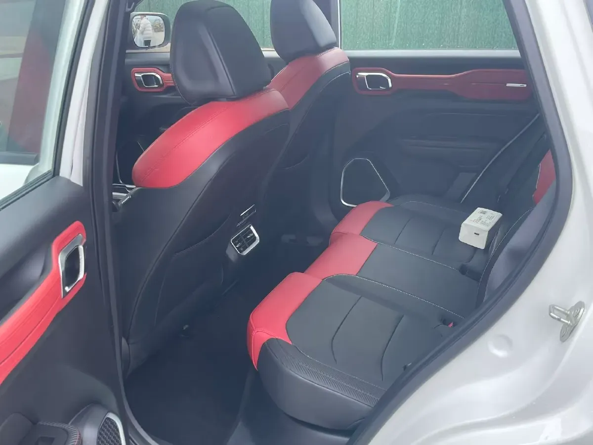 2020 Geely ICON 1.5T 177HP L3 7DCT,autocango,china used car exporter,china ev exporter,chinese used car exporter,chinese used ev exporter