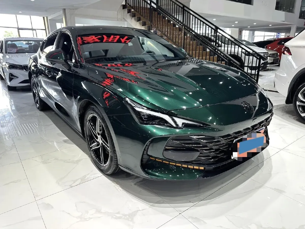 2023 MG 7 1.5T 188HP L4 7DCT,autocango,china used car exporter,china ev exporter,chinese used car exporter,chinese used ev exporter