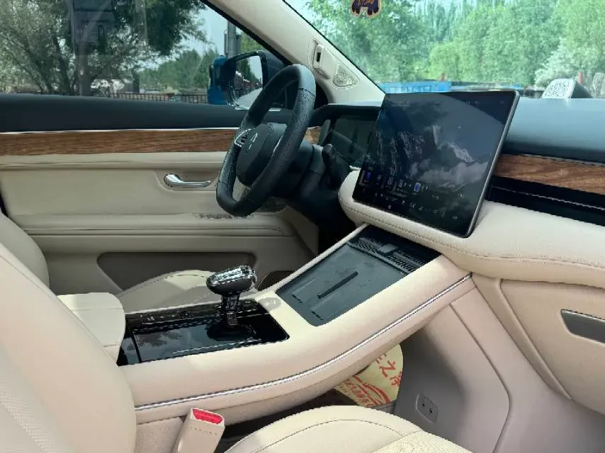 2022 Infiniti Q50L 2.0T 211HP L4 7AT,autocango,china used car exporter,china ev exporter,chinese used car exporter,chinese used ev exporter