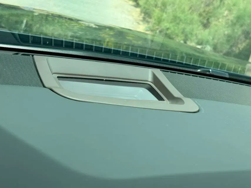 2022 Infiniti Q50L 2.0T 211HP L4 7AT,autocango,china used car exporter,china ev exporter,chinese used car exporter,chinese used ev exporter