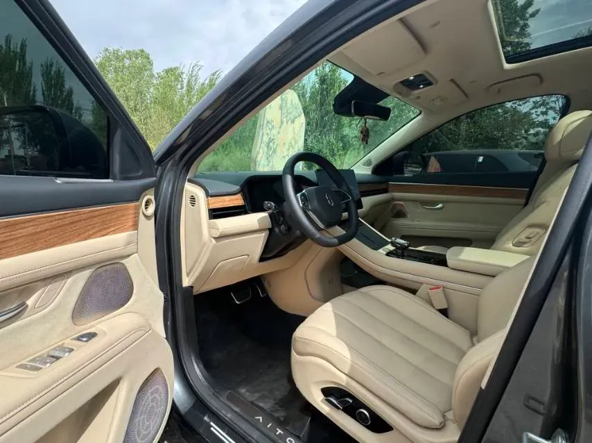 2022 Infiniti Q50L 2.0T 211HP L4 7AT,autocango,china used car exporter,china ev exporter,chinese used car exporter,chinese used ev exporter