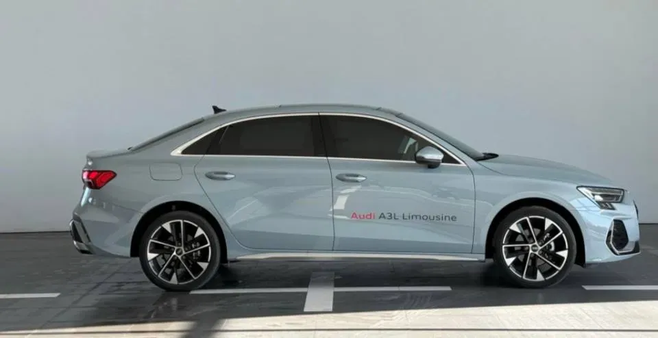 2025 Audi A3 1.5T 160HP L4 7DCT,autocango,china used car exporter,china ev exporter,chinese used car exporter,chinese used ev exporter