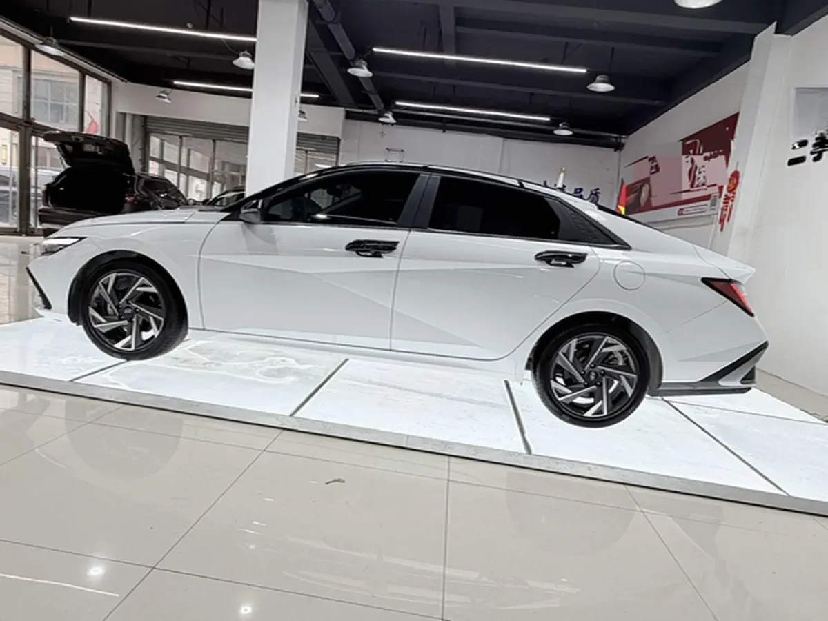 2023 Hyundai Elantra 1.5L 115HP L4 CVT,autocango,china used car exporter,china ev exporter,chinese used car exporter,chinese used ev exporter