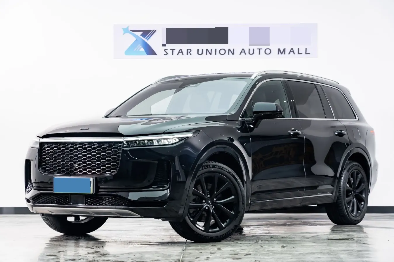 2021 Li ONE Range Extended 131HP REEV 40.5KWH,autocango,china used car exporter,china ev exporter,chinese used car exporter,chinese used ev exporter