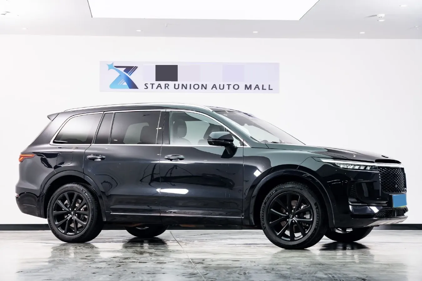 2021 Li ONE Range Extended 131HP REEV 40.5KWH,autocango,china used car exporter,china ev exporter,chinese used car exporter,chinese used ev exporter