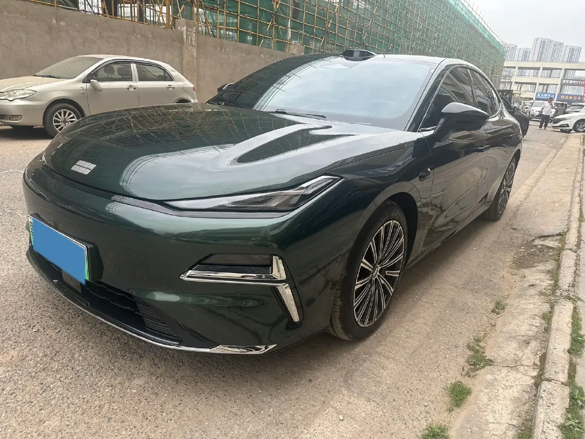 2025 Geely Galaxy Starshine 8 1.5T 163HP L4 3DHT PHEV 27.69KWH,autocango,china used car exporter,china ev exporter,chinese used car exporter,chinese used ev exporter