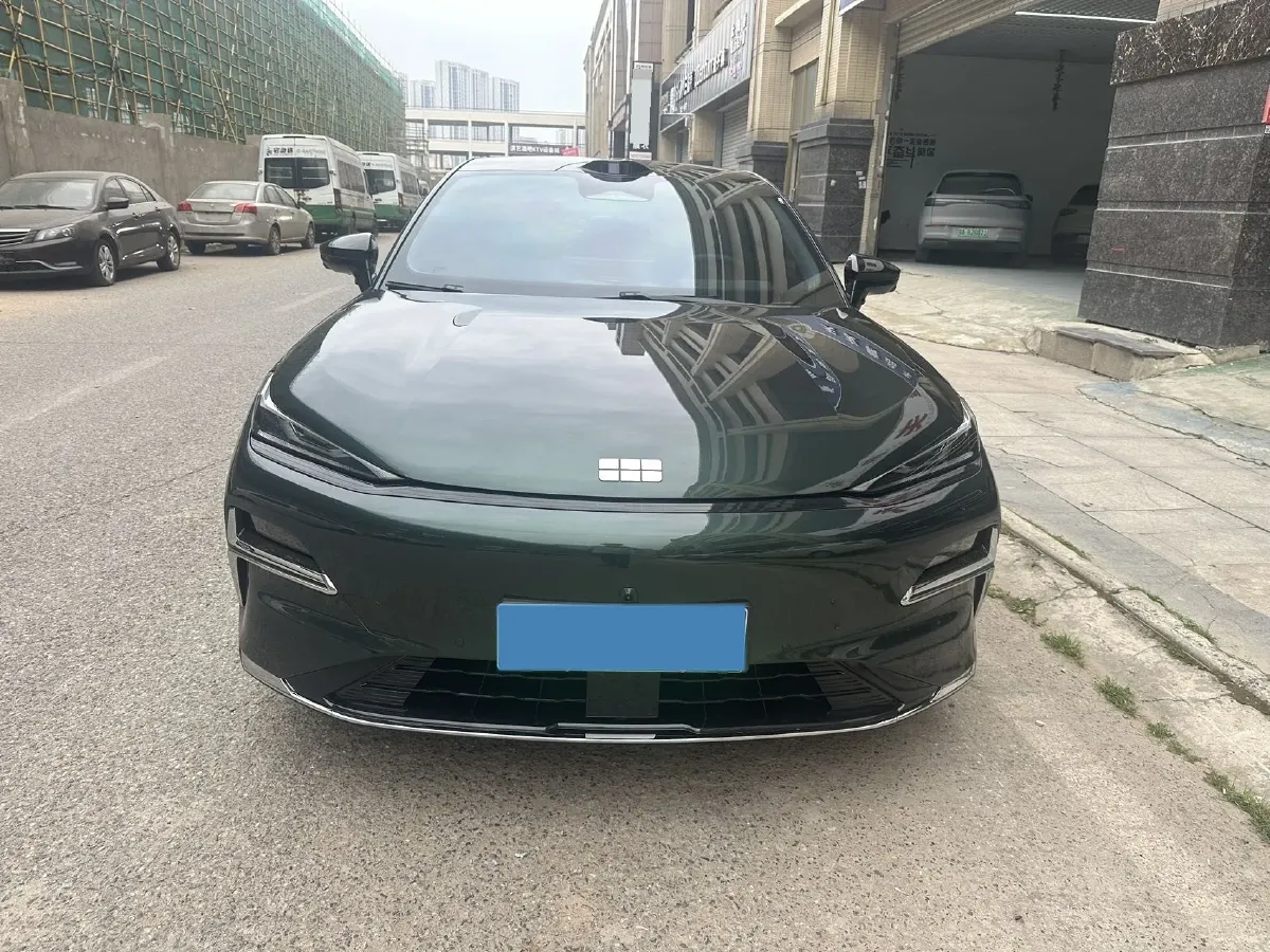 2025 Geely Galaxy Starshine 8 1.5T 163HP L4 3DHT PHEV 27.69KWH,autocango,china used car exporter,china ev exporter,chinese used car exporter,chinese used ev exporter