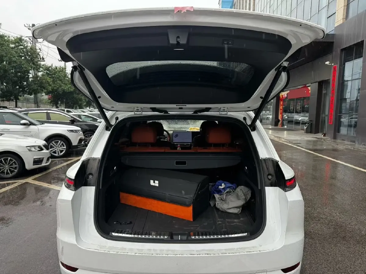 2024 Li L7 Range Extended 154HP REEV 42.8KWH,autocango,china used car exporter,china ev exporter,chinese used car exporter,chinese used ev exporter