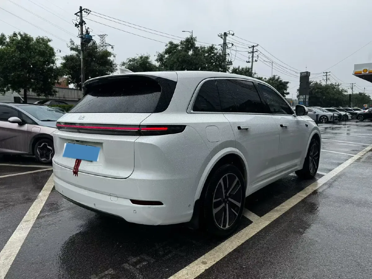2024 Li L7 Range Extended 154HP REEV 42.8KWH,autocango,china used car exporter,china ev exporter,chinese used car exporter,chinese used ev exporter