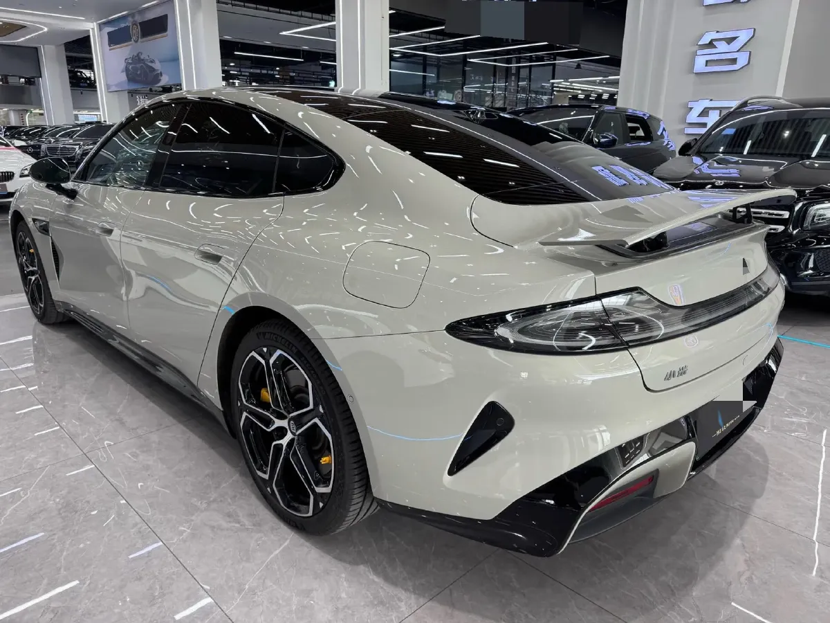 2024 MI SU7 BEV 73.6KWH,autocango,china used car exporter,china ev exporter,chinese used car exporter,chinese used ev exporter