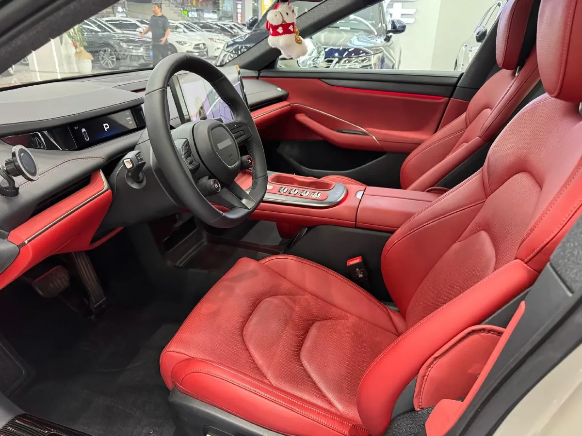 2024 MI SU7 BEV 73.6KWH,autocango,china used car exporter,china ev exporter,chinese used car exporter,chinese used ev exporter