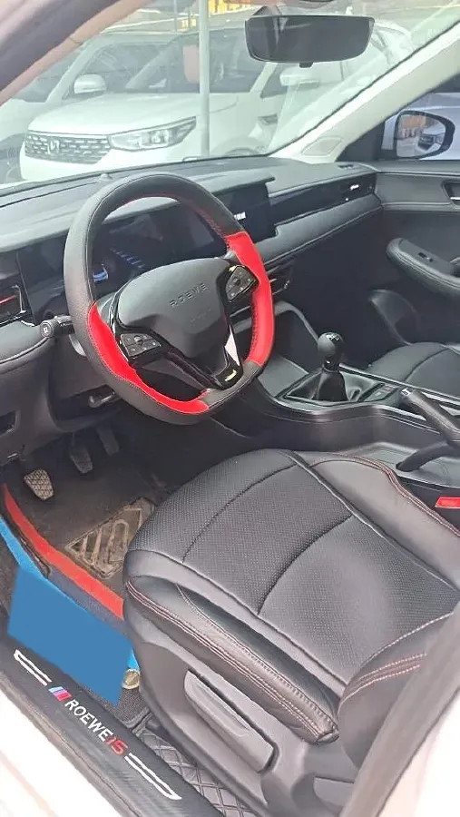 2023 Roewe i5 1.5L 129HP L4 5MT,autocango,china used car exporter,china ev exporter,chinese used car exporter,chinese used ev exporter