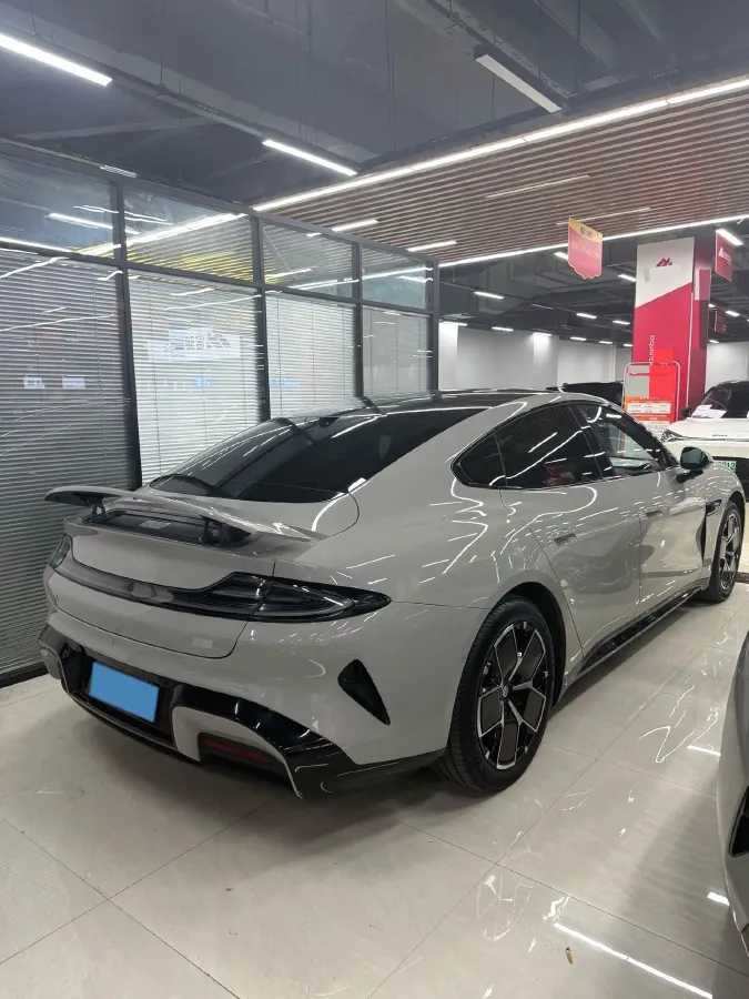 2024 MI SU7 BEV 94.3KWH,autocango,china used car exporter,china ev exporter,chinese used car exporter,chinese used ev exporter