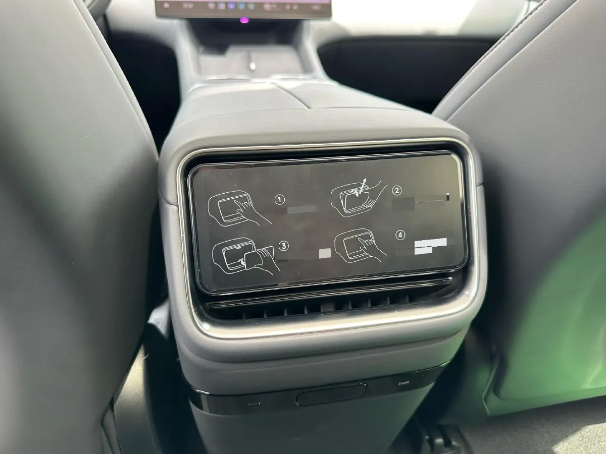2025 MI YU7 BEV 96.3KWH,autocango,china used car exporter,china ev exporter,chinese used car exporter,chinese used ev exporter