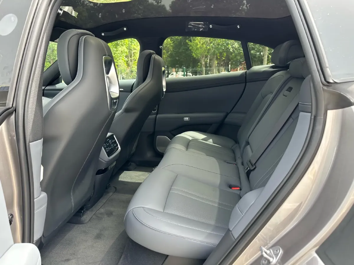 2025 MI YU7 BEV 96.3KWH,autocango,china used car exporter,china ev exporter,chinese used car exporter,chinese used ev exporter