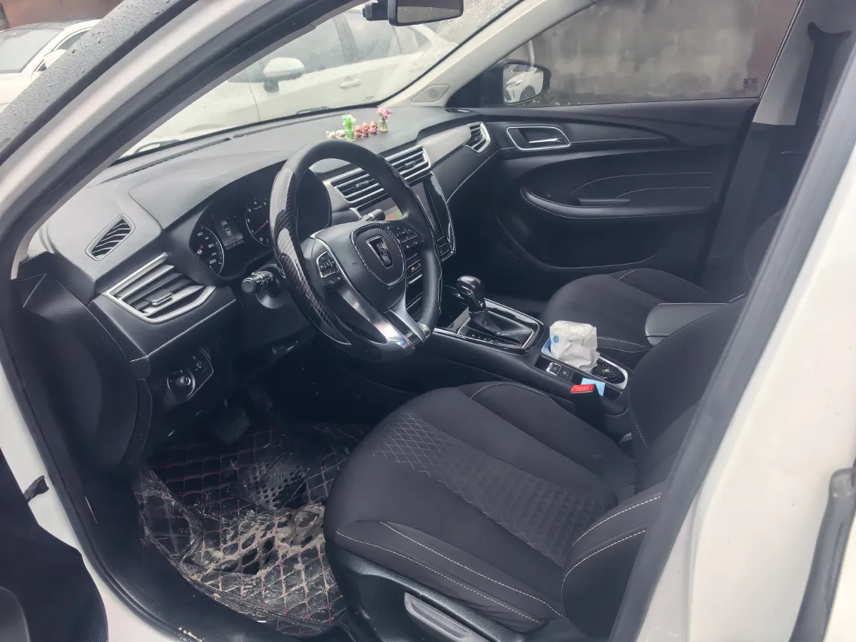2019 Roewe i5 1.5L 120HP L4 CVT,autocango,china used car exporter,china ev exporter,chinese used car exporter,chinese used ev exporter