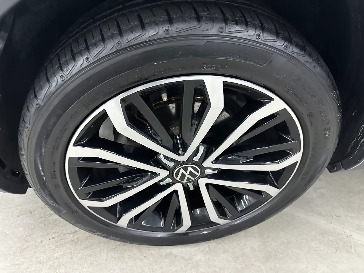 2021 Volkswagen T-Roc 1.4T 150HP L4 7DCT,autocango,china used car exporter,china ev exporter,chinese used car exporter,chinese used ev exporter