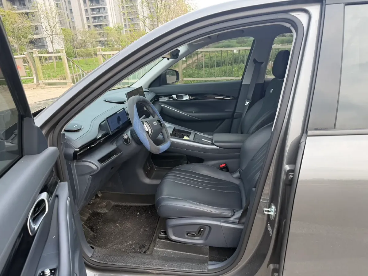 2024 YuanChen Super Van BEV 51KWH,autocango,china used car exporter,china ev exporter,chinese used car exporter,chinese used ev exporter