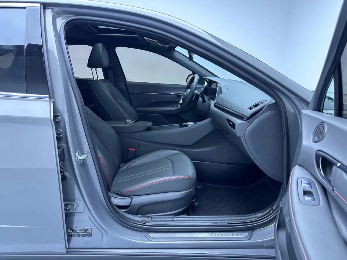 2020 Hyundai Sonata 1.5T 170HP L4 7DCT,autocango,china used car exporter,china ev exporter,chinese used car exporter,chinese used ev exporter