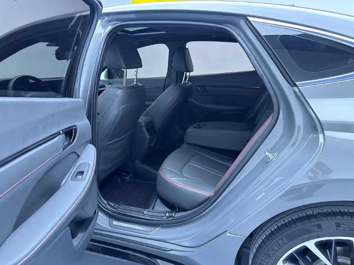 2020 Hyundai Sonata 1.5T 170HP L4 7DCT,autocango,china used car exporter,china ev exporter,chinese used car exporter,chinese used ev exporter