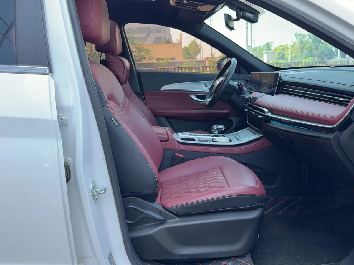 2023 ChangAn Oshan X7 Plus 1.5T 188HP L4 7DCT,autocango,china used car exporter,china ev exporter,chinese used car exporter,chinese used ev exporter