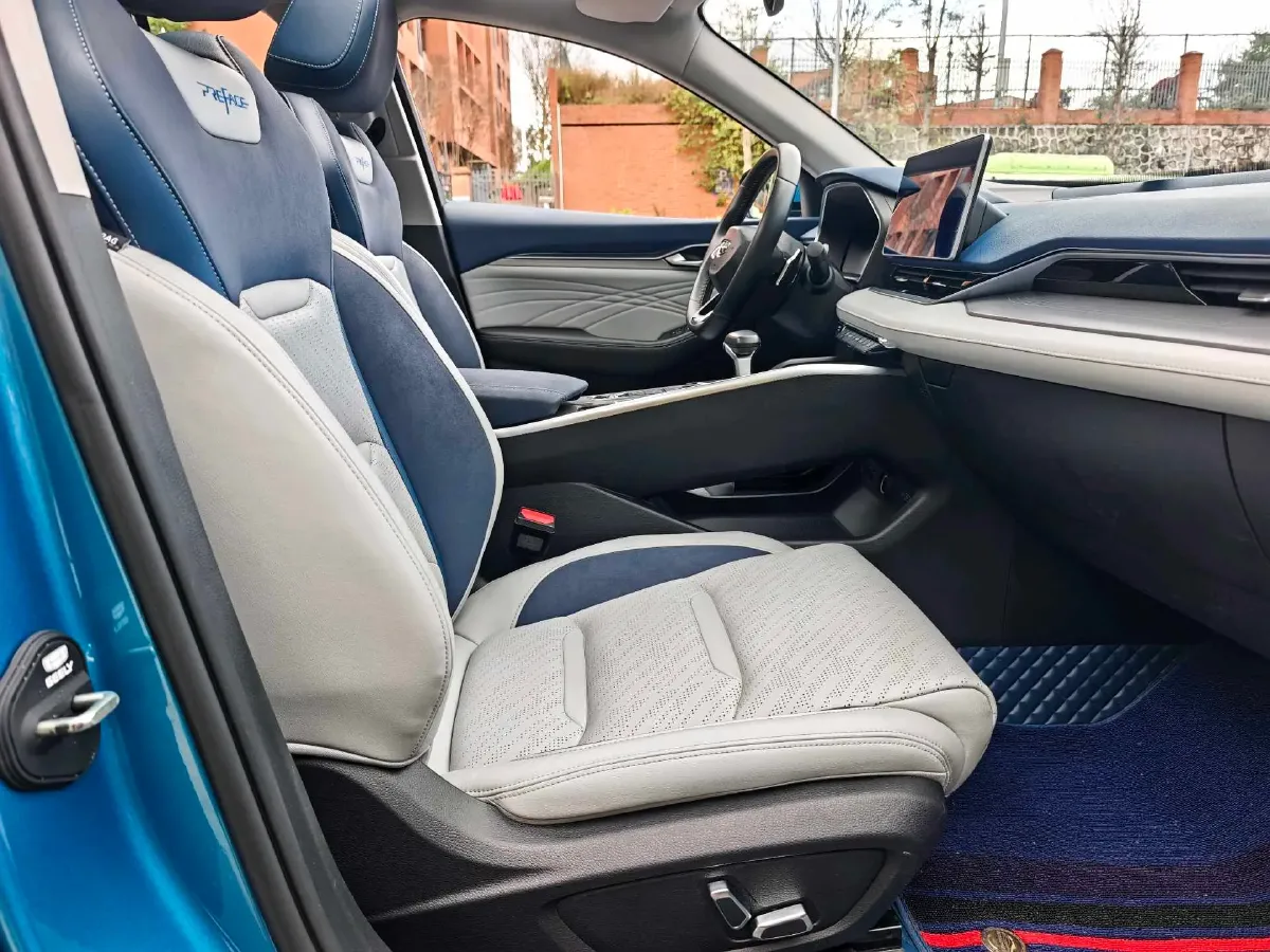 2021 Geely Preface 2.0T 190HP L4 7DCT,autocango,china used car exporter,china ev exporter,chinese used car exporter,chinese used ev exporter