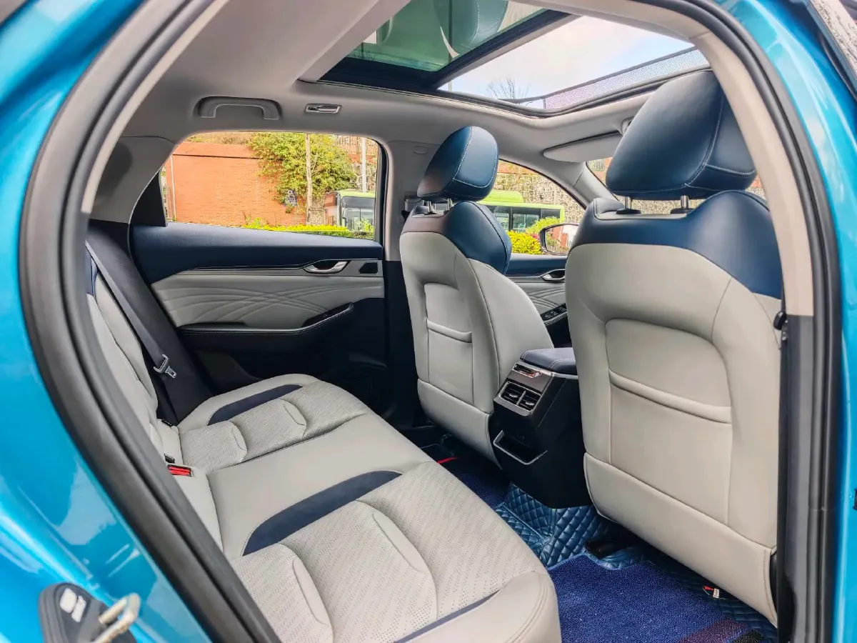 2021 Geely Preface 2.0T 190HP L4 7DCT,autocango,china used car exporter,china ev exporter,chinese used car exporter,chinese used ev exporter