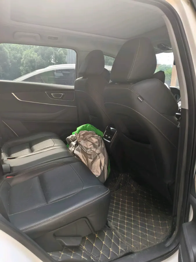 2021 Chery Tiggo 8 2.0T 254HP L4 7DCT,autocango,china used car exporter,china ev exporter,chinese used car exporter,chinese used ev exporter