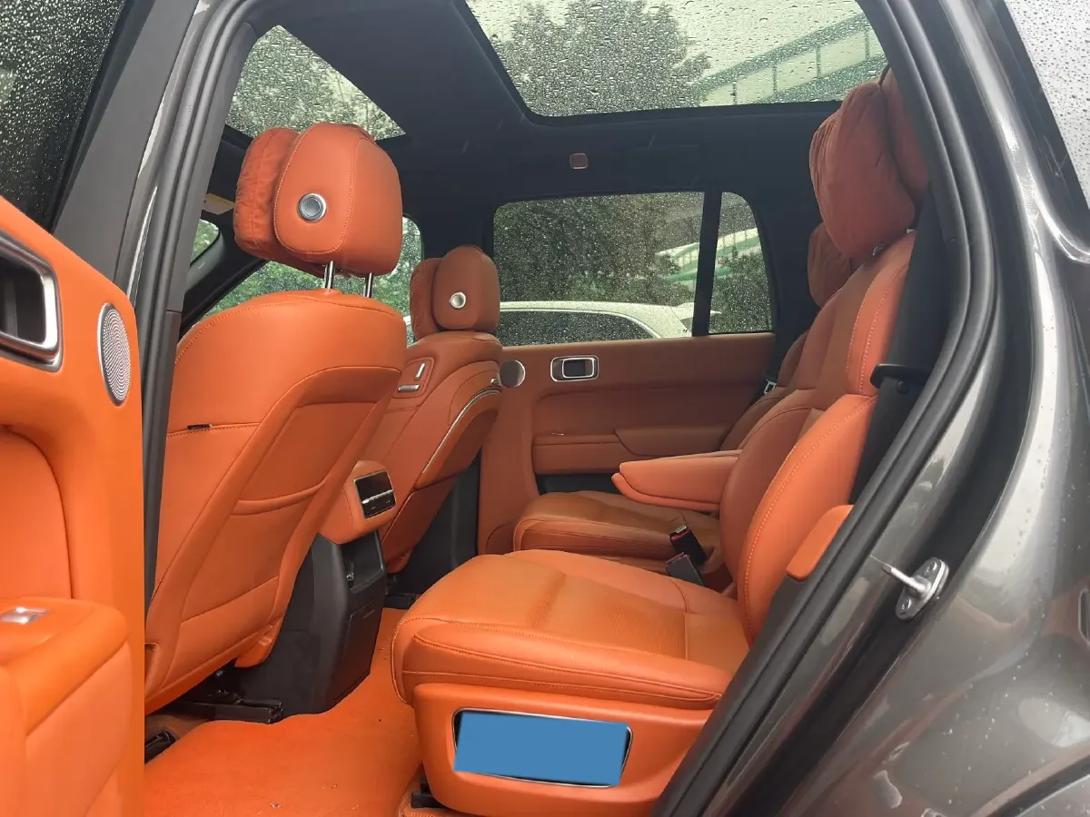 2023 Li L8 Range Extended 154HP REEV 40.9KWH,autocango,china used car exporter,china ev exporter,chinese used car exporter,chinese used ev exporter