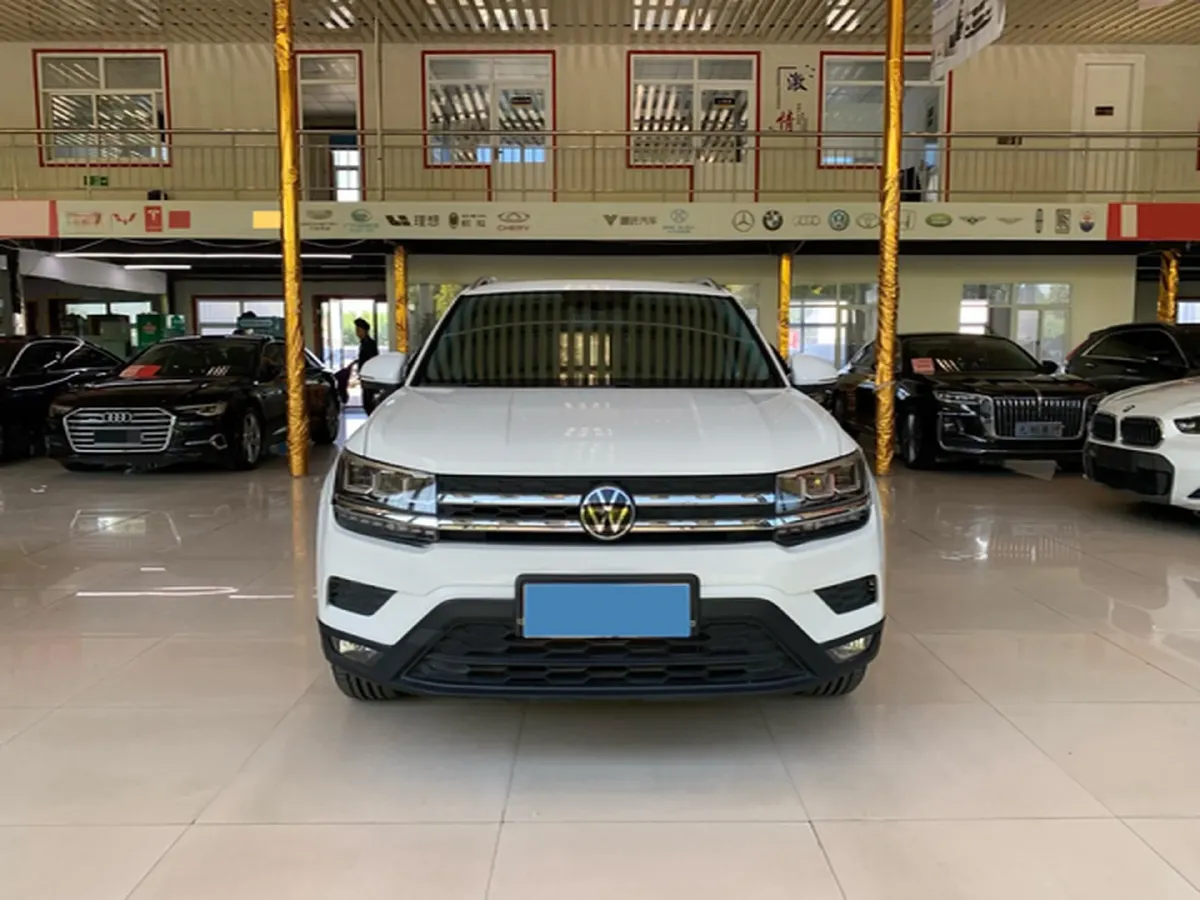 2022 Ford Transit 2.0T 202HP L4 6AT,autocango,china used car exporter,china ev exporter,chinese used car exporter,chinese used ev exporter