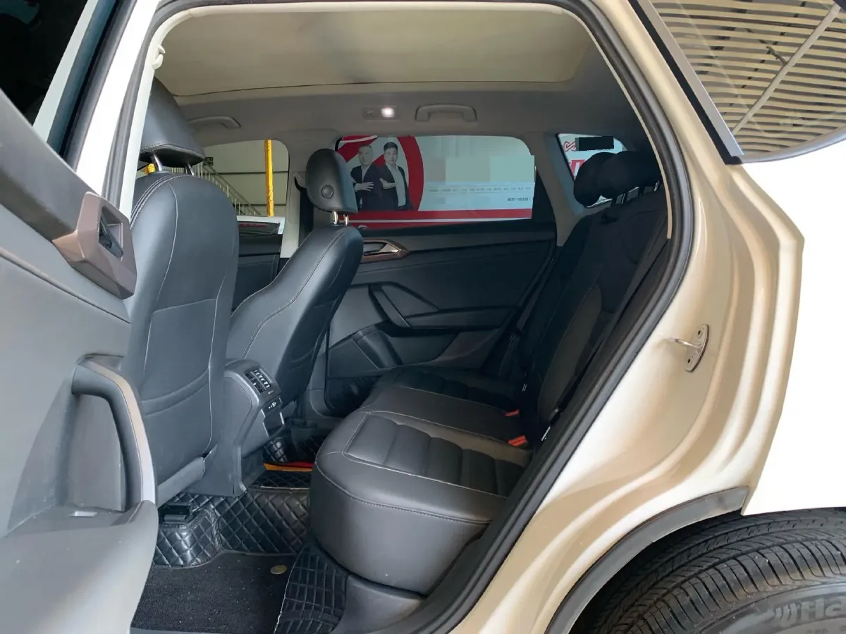 2022 Ford Transit 2.0T 202HP L4 6AT,autocango,china used car exporter,china ev exporter,chinese used car exporter,chinese used ev exporter