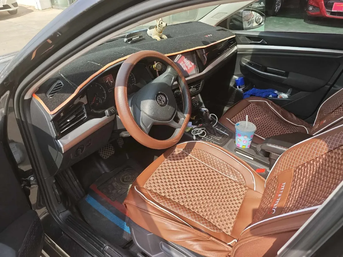 2019 Bestune T77 1.2T 143HP L4 7DCT,autocango,china used car exporter,china ev exporter,chinese used car exporter,chinese used ev exporter