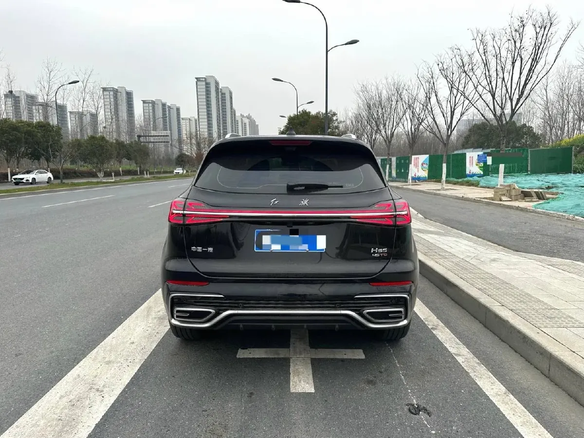 2026 HongQi HS5 2.0T 252HP L4 8AT,autocango,china used car exporter,china ev exporter,chinese used car exporter,chinese used ev exporter