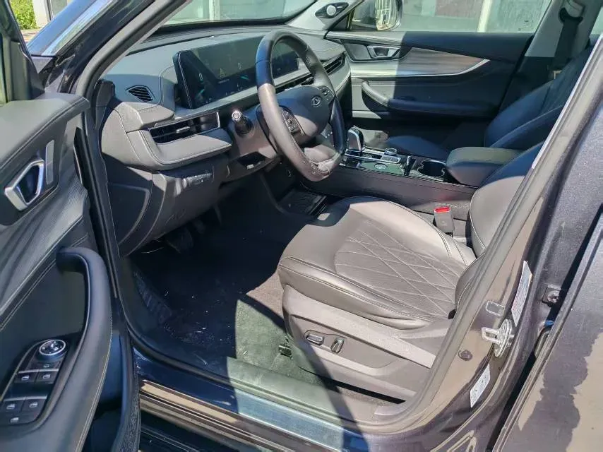 2022 HongQi E-QM5 BEV 54KWH,autocango,china used car exporter,china ev exporter,chinese used car exporter,chinese used ev exporter