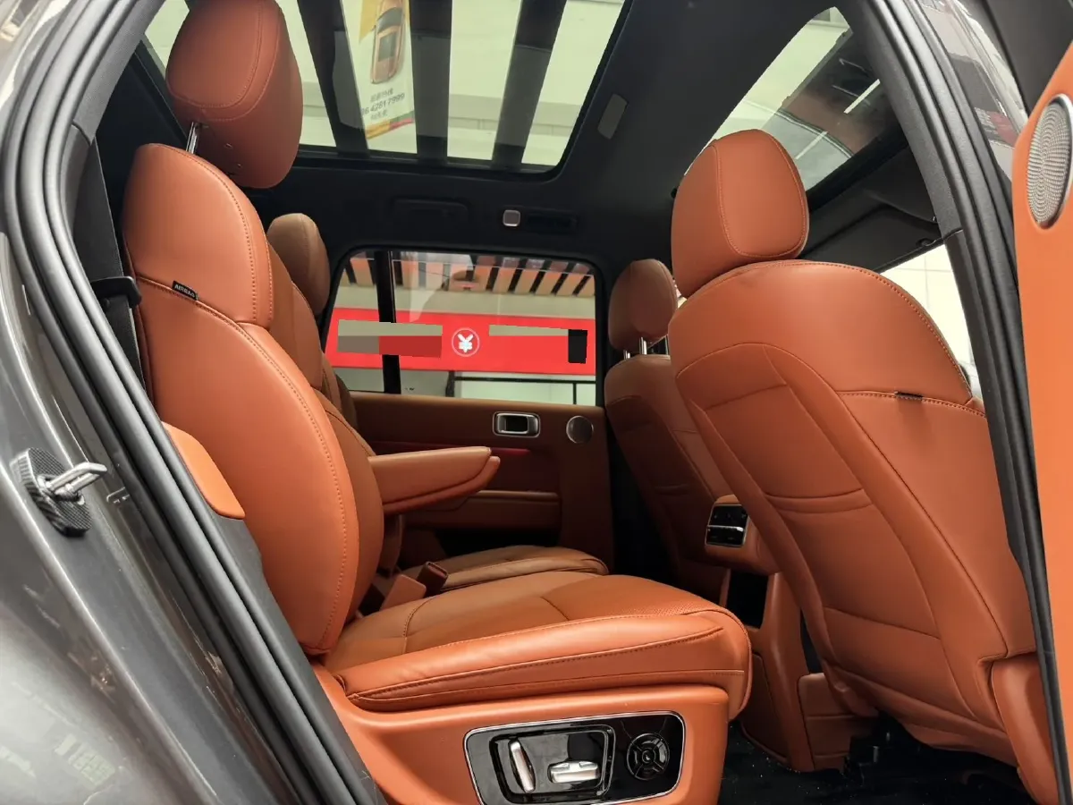 2023 Li L8 Range Extended 154HP REEV 40.9KWH,autocango,china used car exporter,china ev exporter,chinese used car exporter,chinese used ev exporter