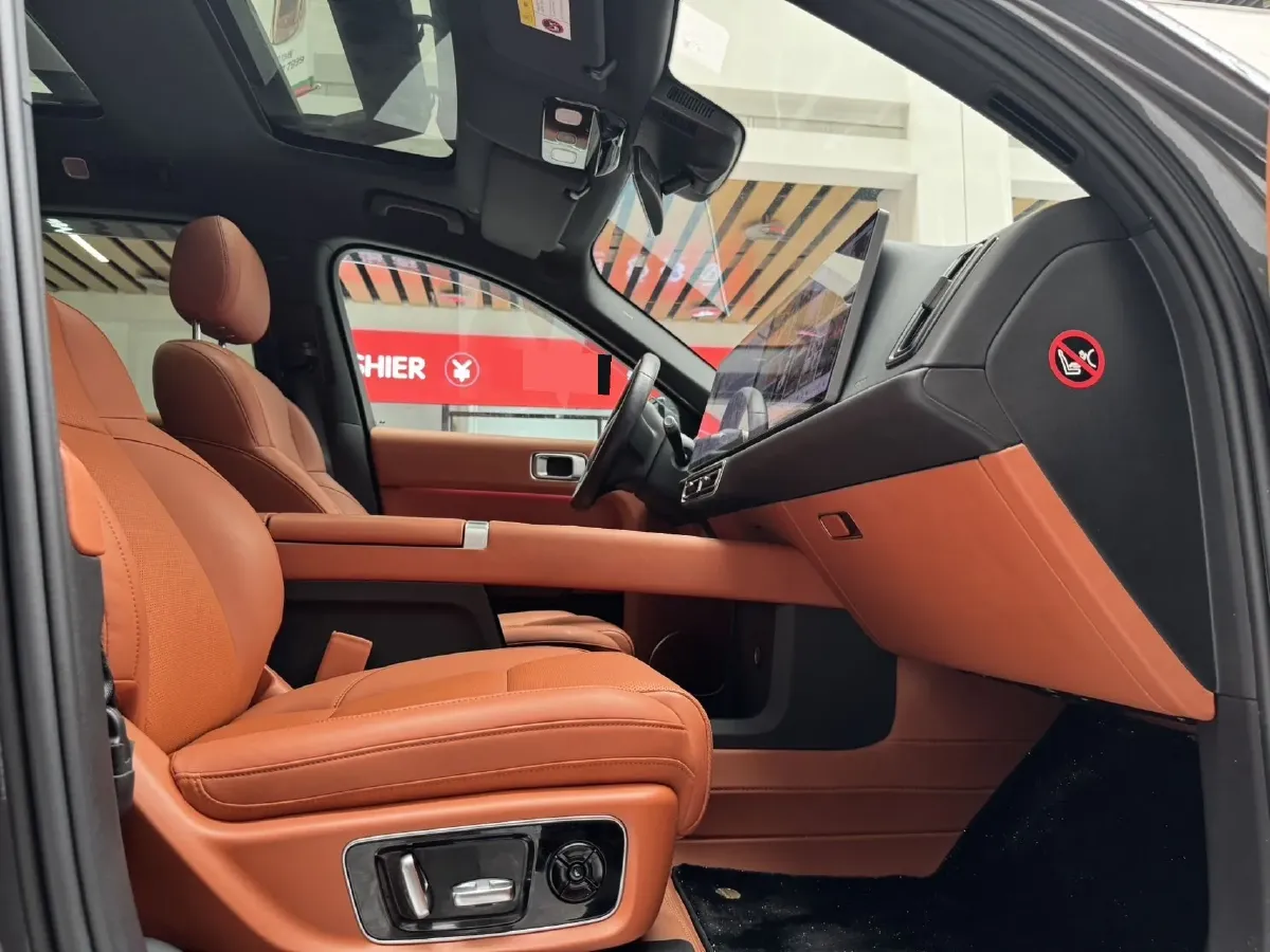 2023 Li L8 Range Extended 154HP REEV 40.9KWH,autocango,china used car exporter,china ev exporter,chinese used car exporter,chinese used ev exporter