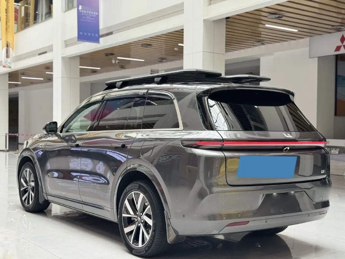 2023 Li L8 Range Extended 154HP REEV 40.9KWH,autocango,china used car exporter,china ev exporter,chinese used car exporter,chinese used ev exporter