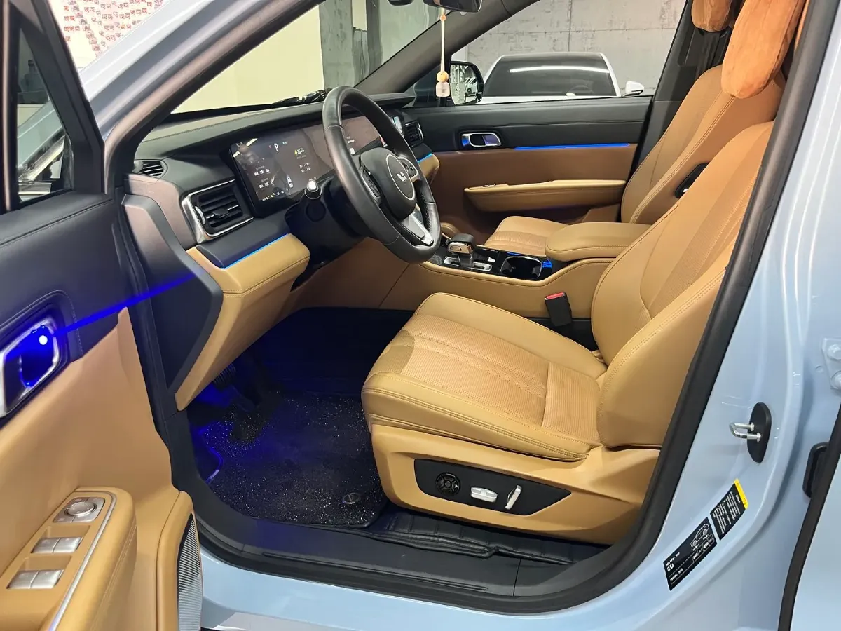 2020 Li ONE Range Extended 131HP REEV 40.5KWH,autocango,china used car exporter,china ev exporter,chinese used car exporter,chinese used ev exporter