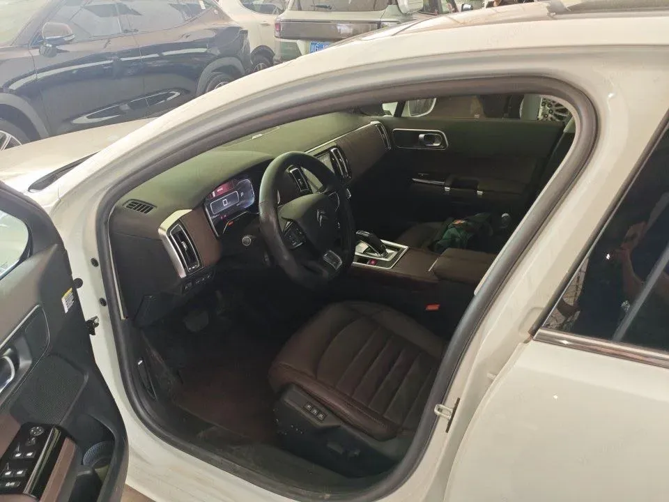 2019 Citroen C6 1.8T 211HP L4 8AT,autocango,china used car exporter,china ev exporter,chinese used car exporter,chinese used ev exporter