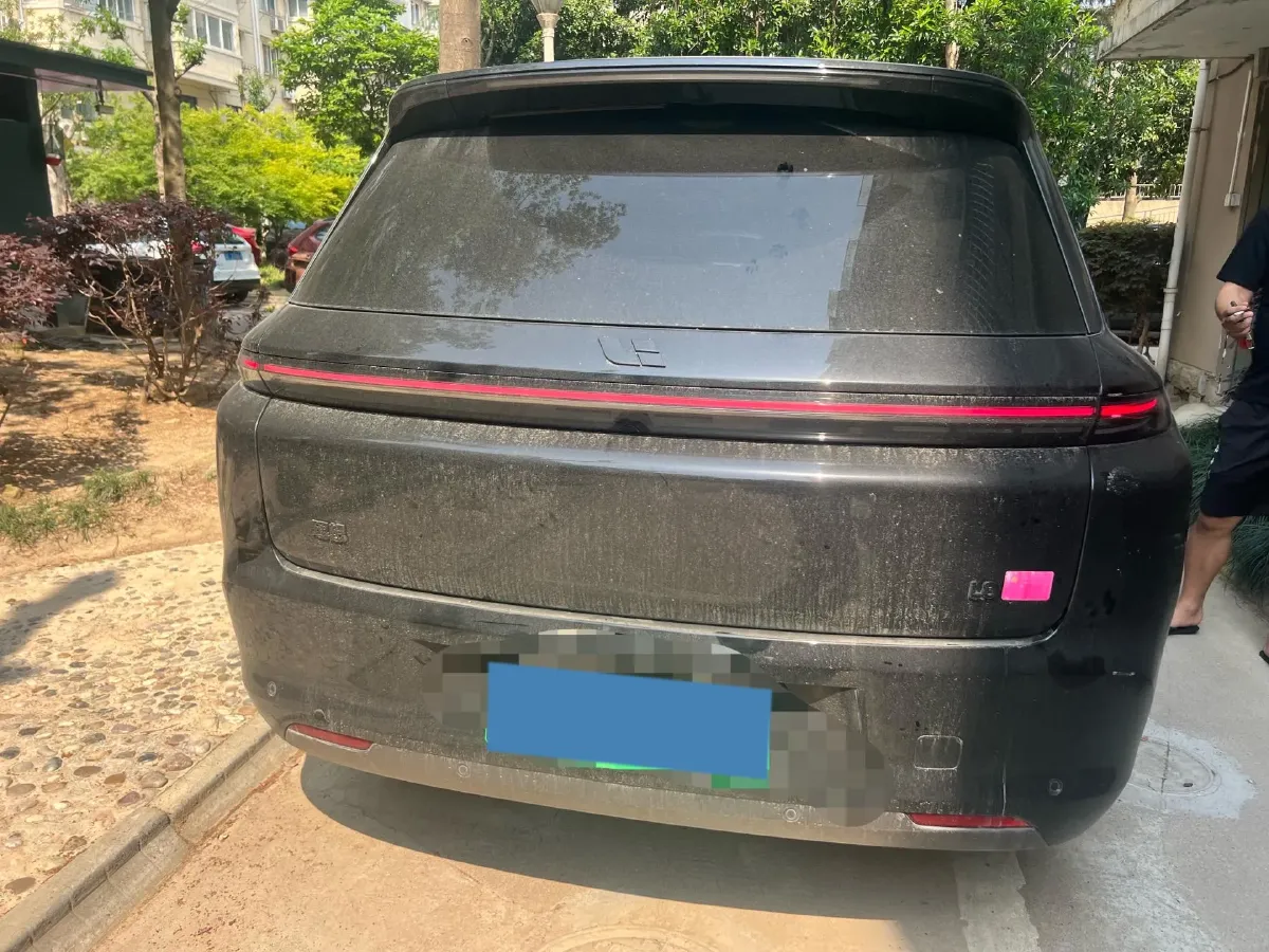 2023 Li L8 Range Extended 154HP REEV 40.9KWH,autocango,china used car exporter,china ev exporter,chinese used car exporter,chinese used ev exporter