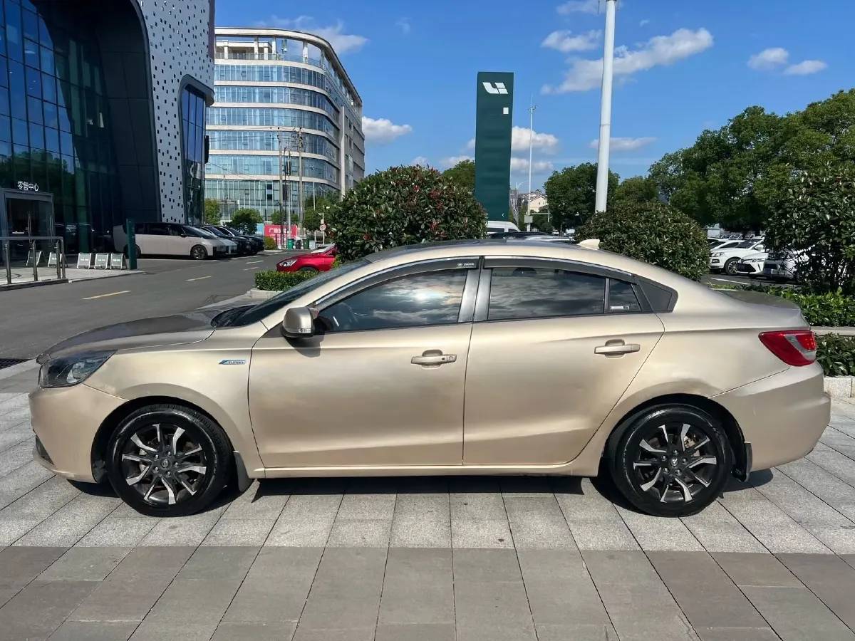 2018 HaiMa Family F5 1.6L 125HP L4 6AT,autocango,china used car exporter,china ev exporter,chinese used car exporter,chinese used ev exporter