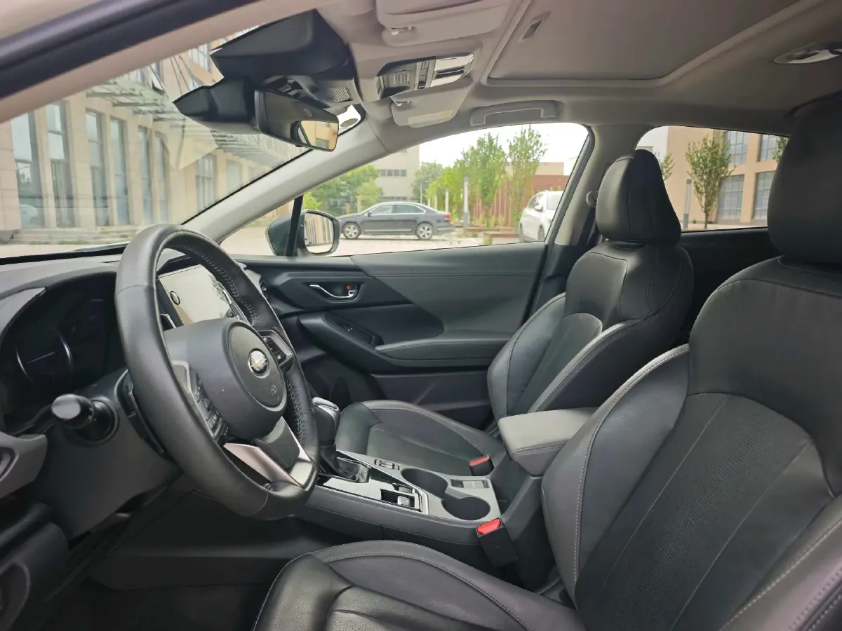 2024 Subaru Crosstrek 2.5L 169HP H4 CVT,autocango,china used car exporter,china ev exporter,chinese used car exporter,chinese used ev exporter