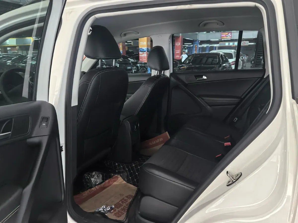 2017 MAXUS T60 2.0T 224HP L4 6AT,autocango,china used car exporter,china ev exporter,chinese used car exporter,chinese used ev exporter