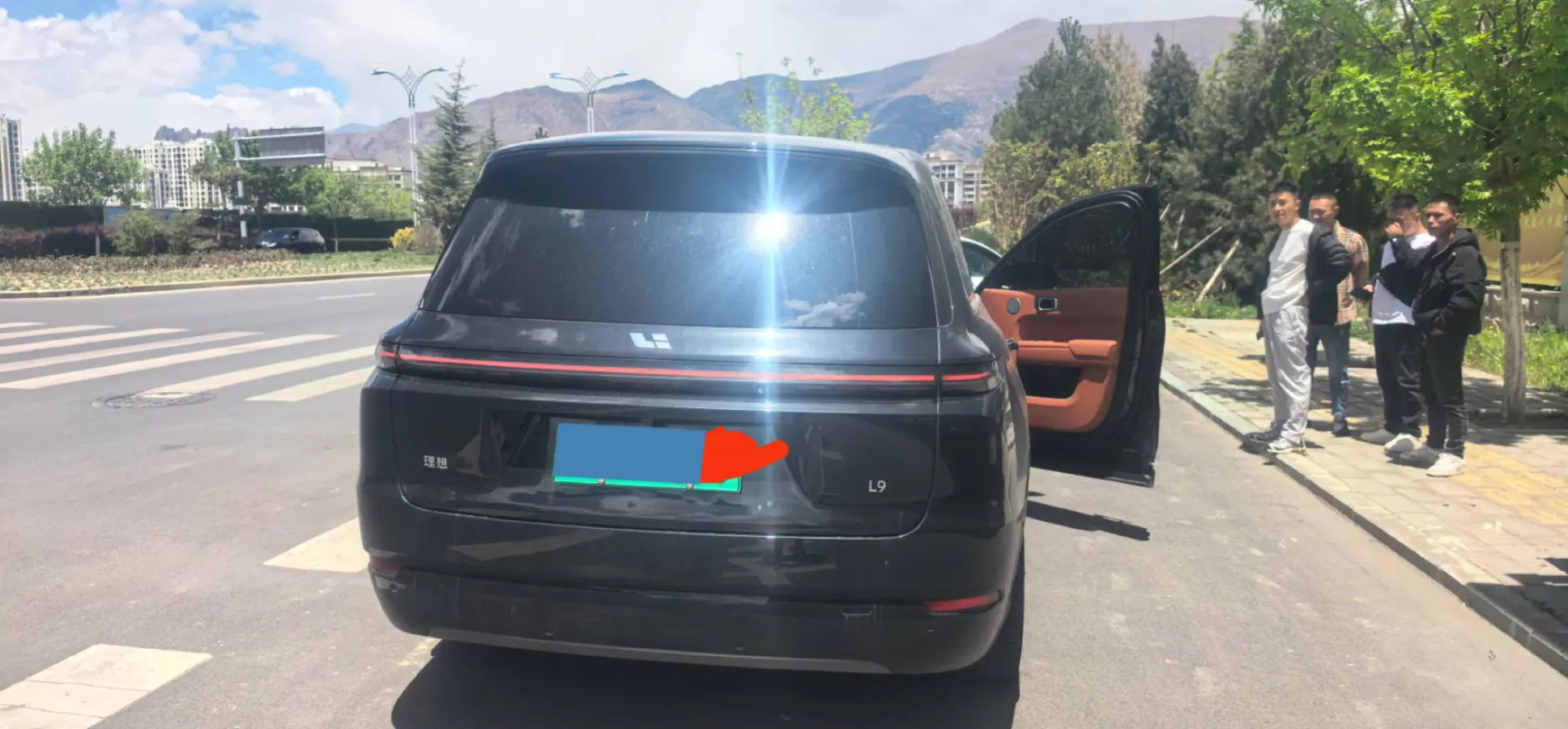 2022 Li L9 Range Extended 154HP REEV 42.6KWH,autocango,china used car exporter,china ev exporter,chinese used car exporter,chinese used ev exporter