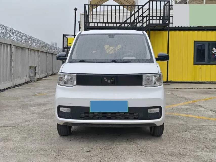 2022 WuLing HongGuang MINI EV BEV 9KWH,autocango,china used car exporter,china ev exporter,chinese used car exporter,chinese used ev exporter